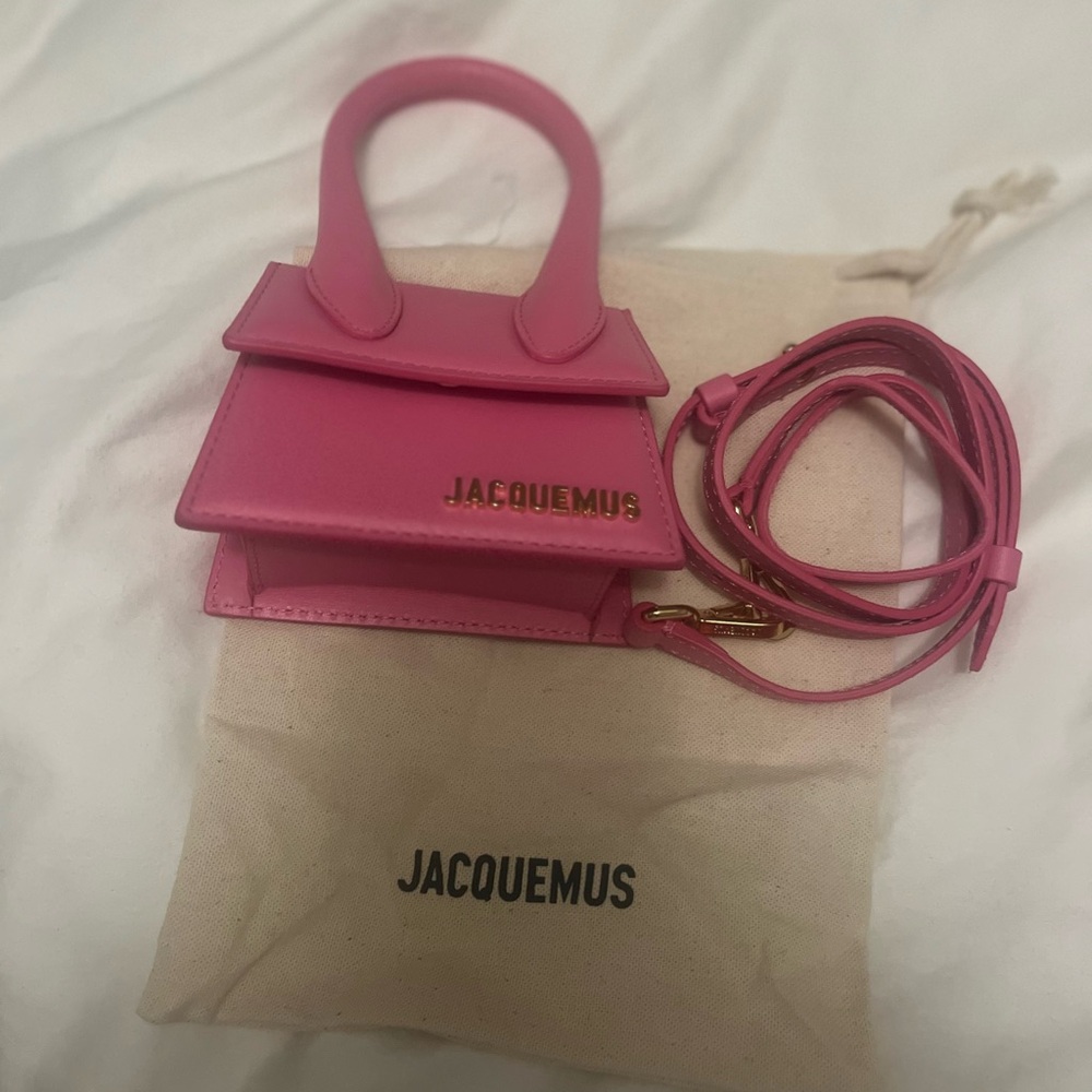 Jacquemus Le Chiquito leather tote bag great price for this bag.